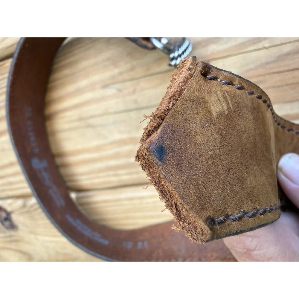 Justin Brown Top Grain Leather Western Belt With Arrowhead Shaped Buckle Size 32